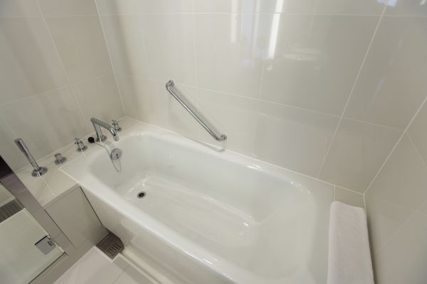 Bathtub Repair in Nashua