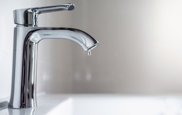 Kitchen Faucet Replacement in Nashua
