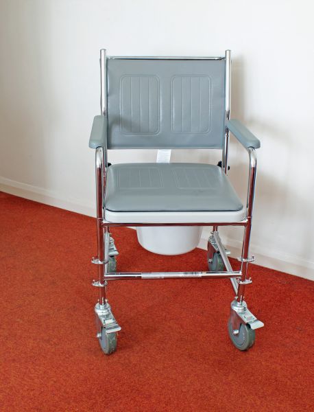 Commode Replacement in Nashua